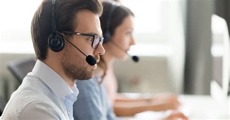Hotline & Service Line: Kontakt per Telefon & E.